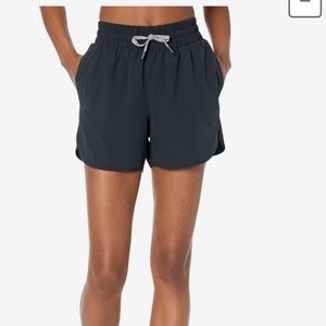Varley
Connor Running Shorts